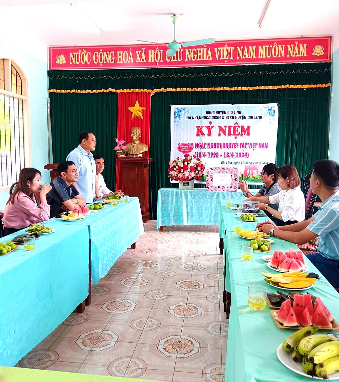 Thăm tặng quà hội người khuyết tật, NNDC/Dioxin và bảo trợ xã hội huyện Gio Linh